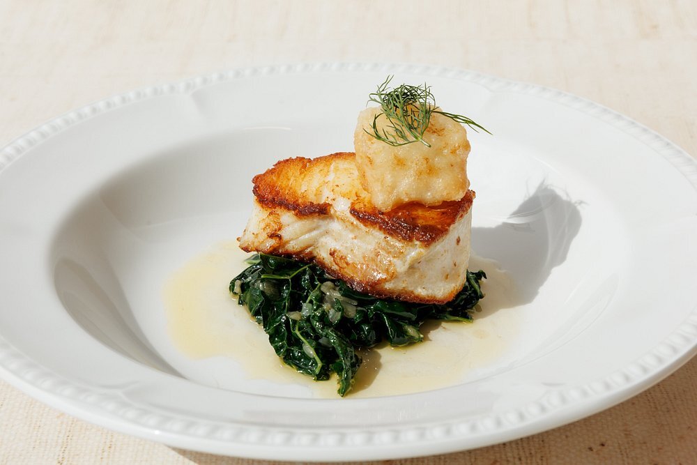 Food & Drink in Canary Wharf | Songbird Restaurant & Bar | The Hunger ...